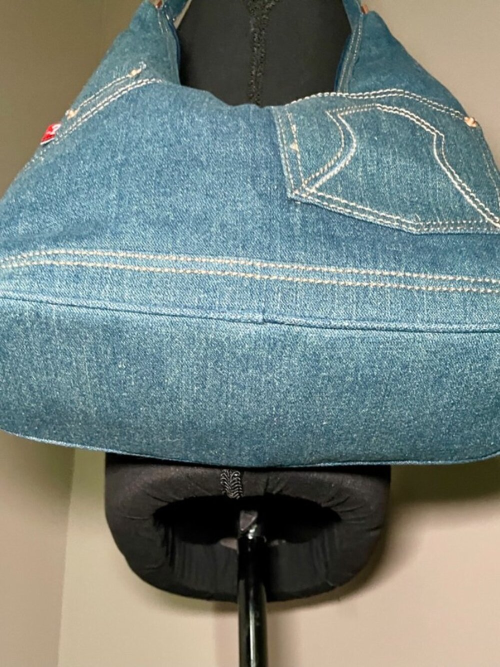 GUESS Vintage Y2K denim double-zip shoulder bag - Picture 7 of 8